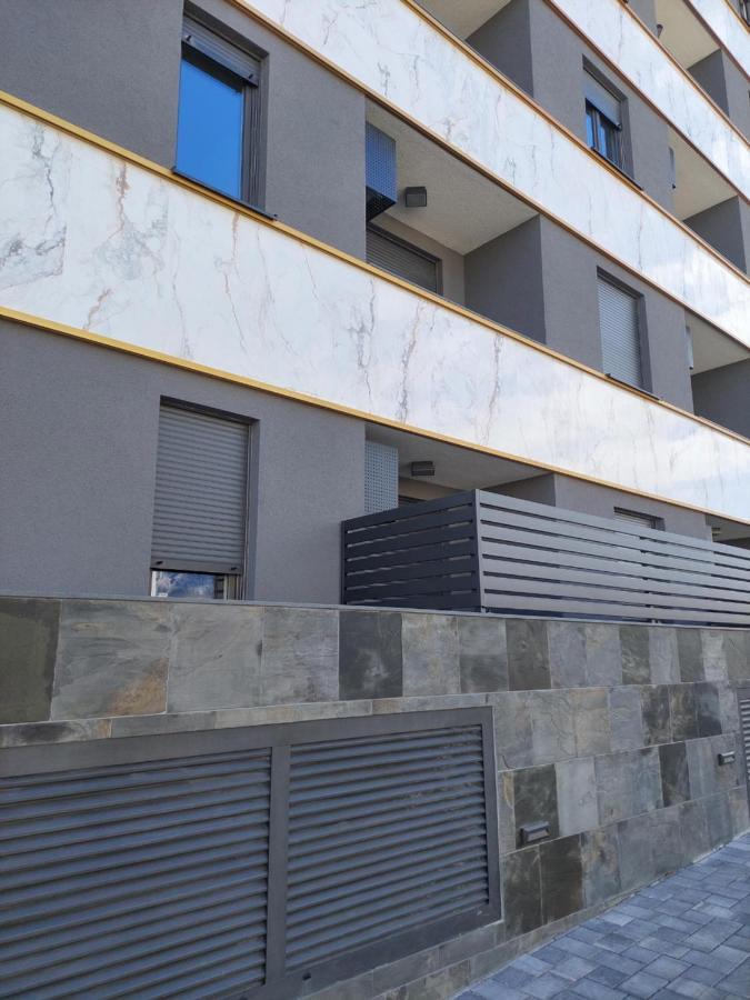 Apartment Paola With Free Private Parking Place Сплит Екстериор снимка