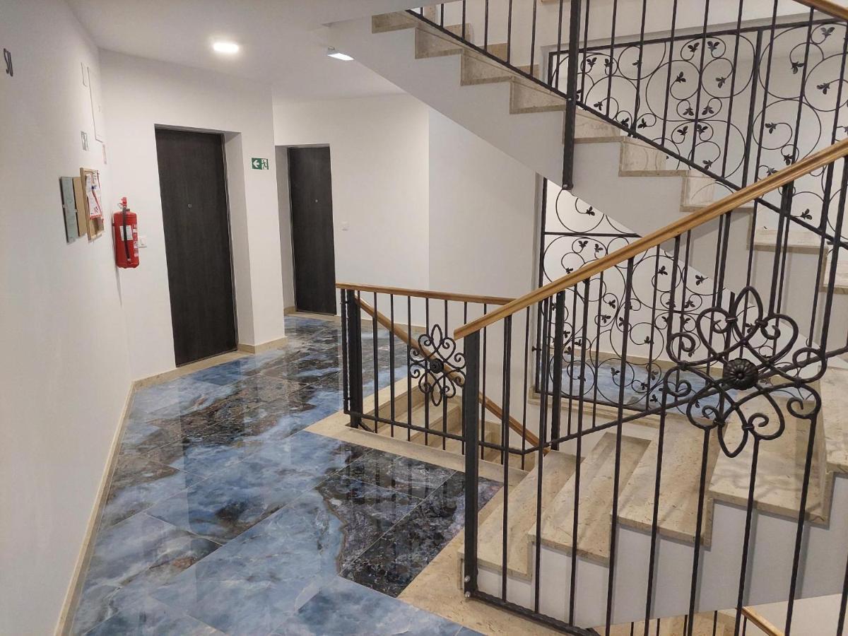 Apartment Paola With Free Private Parking Place Сплит Екстериор снимка