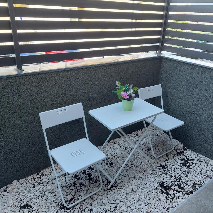 Apartment Paola With Free Private Parking Place Сплит Екстериор снимка